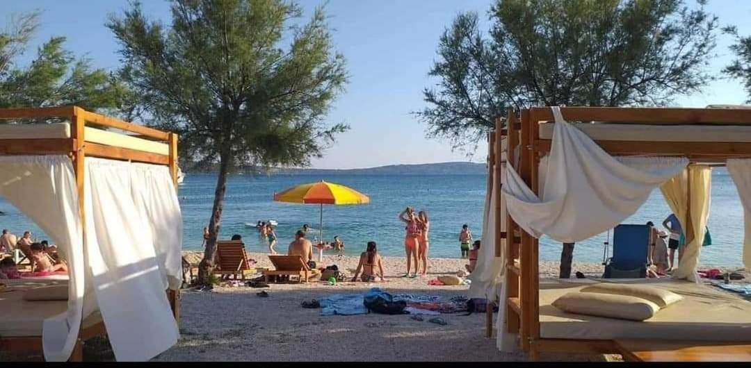 Kaštela Apartmani Luis מראה חיצוני תמונה