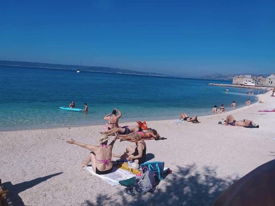 Kaštela Apartmani Luis מראה חיצוני תמונה