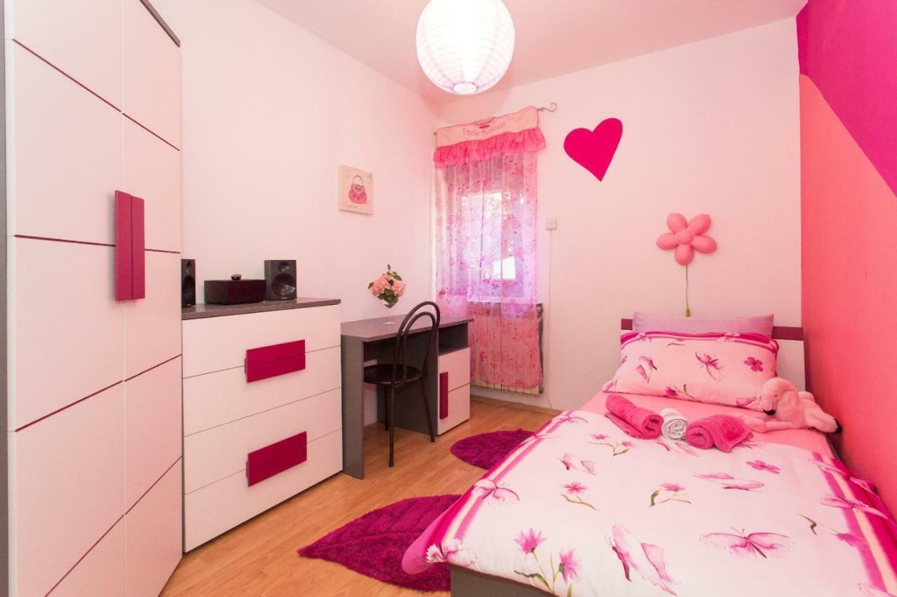 Kaštela Apartmani Luis מראה חיצוני תמונה