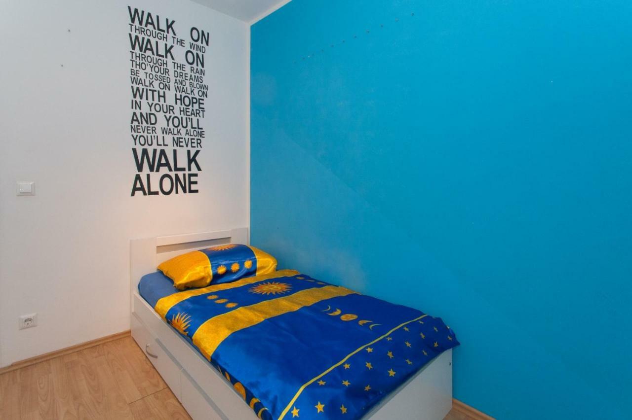 Kaštela Apartmani Luis מראה חיצוני תמונה