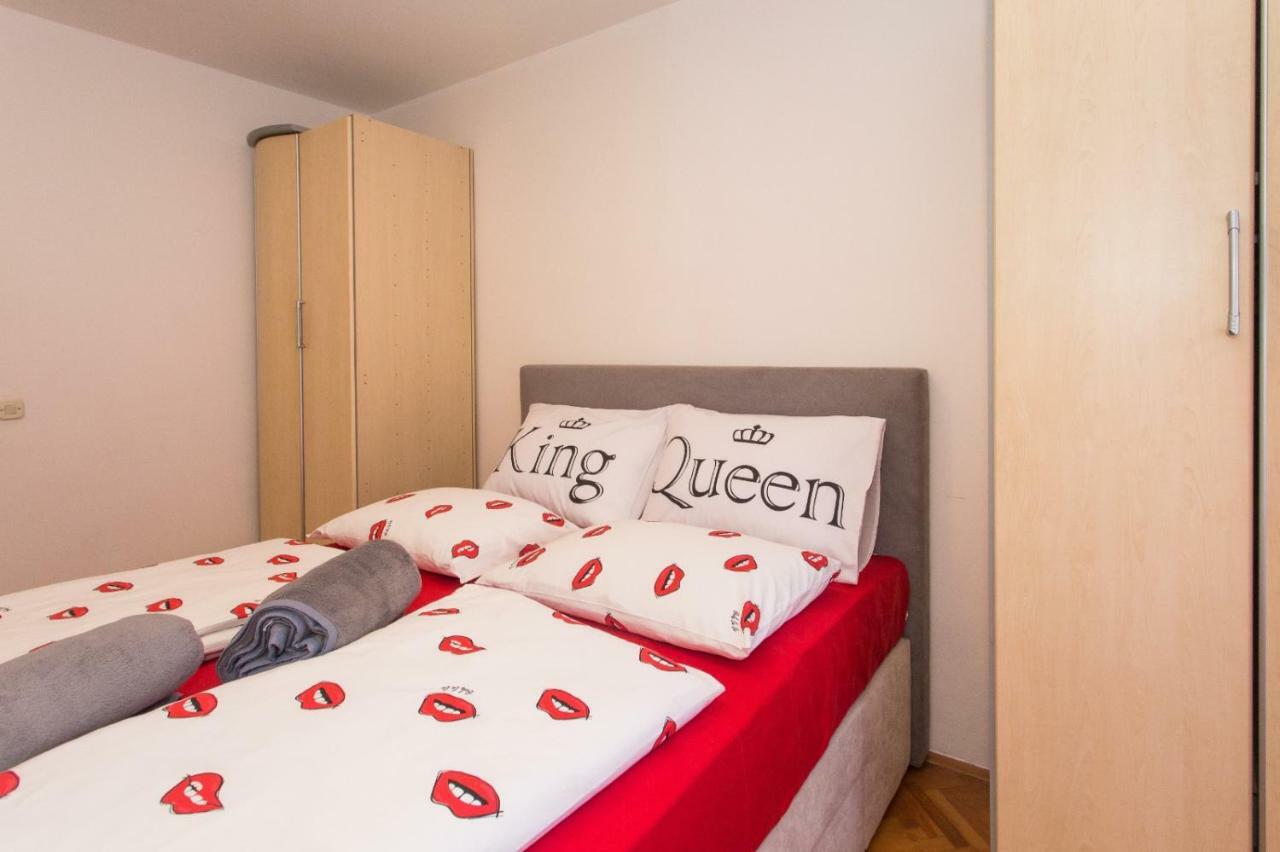 Kaštela Apartmani Luis מראה חיצוני תמונה